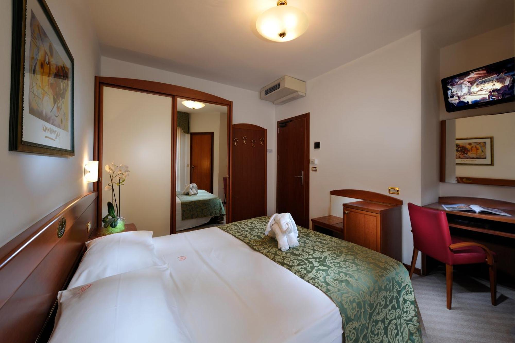 Hotel Eden Bibione Exterior foto